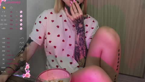 Snapshot of _viv1an_ chatting on 19, 1, 2025 Alis online show from 19, 1, 2025