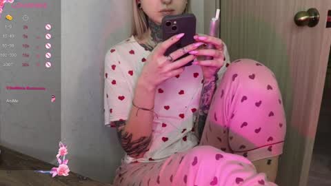 Snapshot of _viv1an_ chatting on 21, 1, 2025 Alis online show from 21, 1, 2025