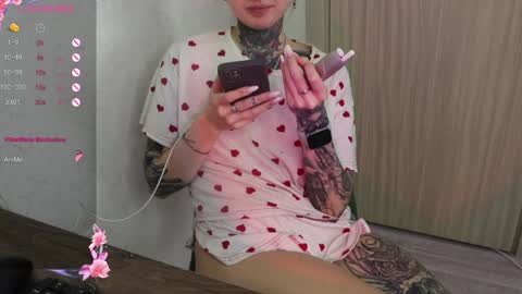 Snapshot of _viv1an_ chatting on 31, 1, 2025 Alis online show from 31, 1, 2025