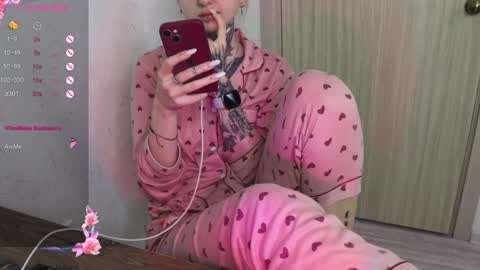 Snapshot of _viv1an_ chatting on 13, 2, 2025 Alis online show from 13, 2, 2025