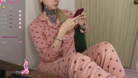 Snapshot of _viv1an_ chatting on 15, 2, 2025 Alis online show from 15, 2, 2025