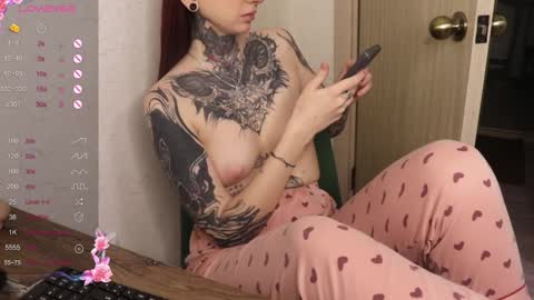 Snapshot of _viv1an_ chatting on 10, 3, 2025 Alis online show from 10, 3, 2025