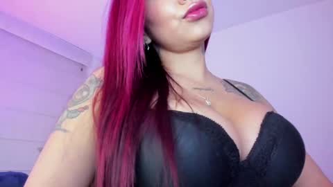 INSTAGRAM pinzon viviana online show from 2, 10, 2025