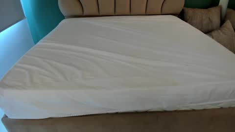  Vix  online show from 4, 12, 2024