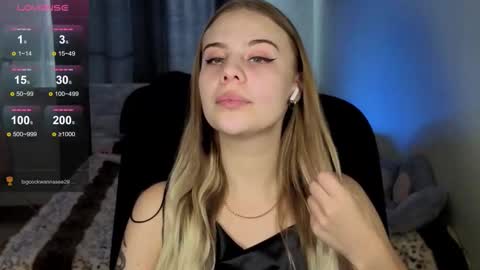 Snapshot of _wednesday_addams_ chatting on 25, 9, 2025 Vera online show from 25, 9, 2025