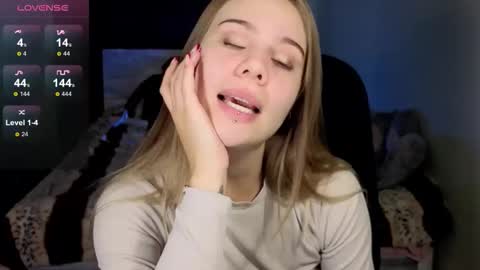 Snapshot of _wednesday_addams_ chatting on 1, 10, 2025 Vera online show from 1, 10, 2025