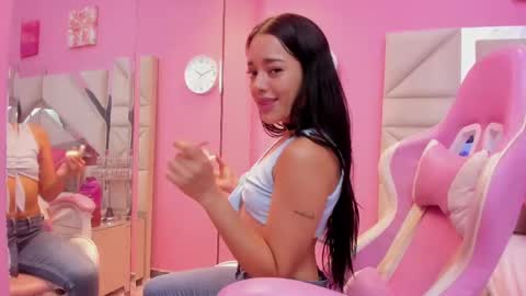 atenea  online show from 25, 9, 2025