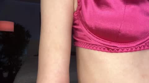 _wide_eyed_ online show from 21, 12, 2025