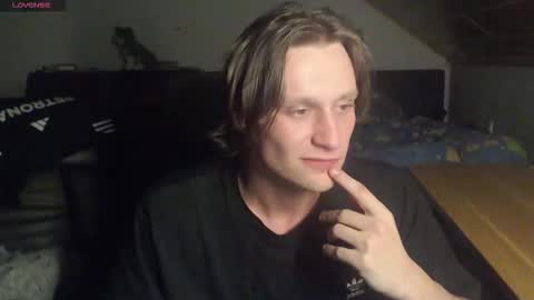 Snapshot of _yourcuteboy_ chatting on 2, 10, 2025 _yourcuteboy_ online show from 2, 10, 2025