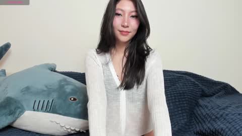 Snapshot of _yuriko chatting on 14, 12, 2024 Mia online show from 14, 12, 2024