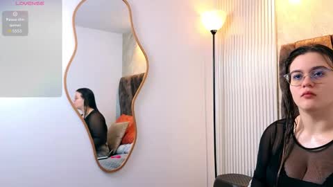 Snapshot of _zoe_boobs_ chatting on 28, 2, 2026 zoe online show from 28, 2, 2026