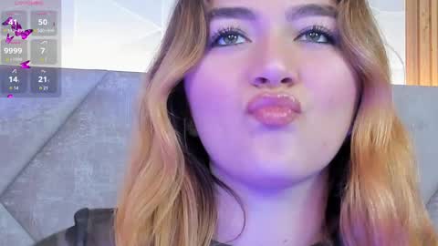 Daniela Brown online show from 6, 3, 2025