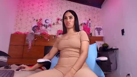 Aisha online show from 9, 9, 2025