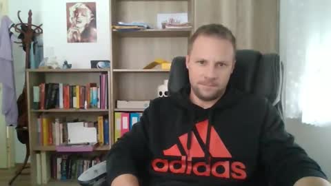 Long distance cumshot online show from 26, 11, 2025