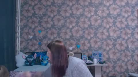 Snapshot of aalicebubble chatting on 3, 3, 2026 Alice online show from 3, 3, 2026