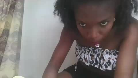 Snapshot of aangevelo chatting on 6, 11, 2025 aangevelo online show from 6, 11, 2025