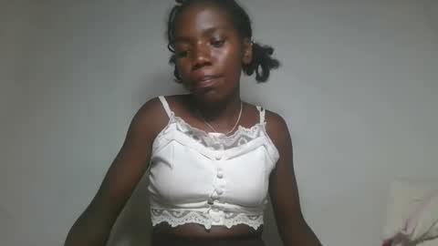 Snapshot of aangevelo chatting on 13, 11, 2025 aangevelo online show from 13, 11, 2025