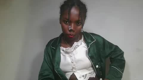 Snapshot of aangevelo chatting on 13, 11, 2025 aangevelo online show from 13, 11, 2025