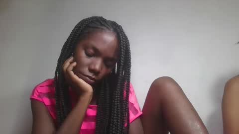 Snapshot of aangevelo chatting on 15, 11, 2025 aangevelo online show from 15, 11, 2025