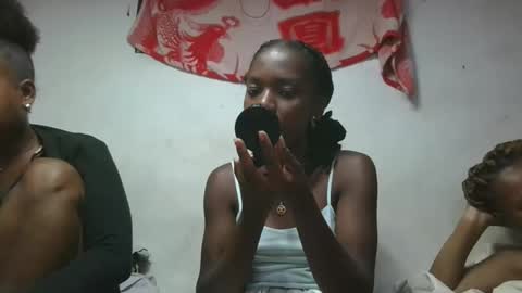 Snapshot of aangevelo chatting on 28, 11, 2025 aangevelo online show from 28, 11, 2025