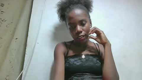 Snapshot of aangevelo chatting on 1, 12, 2025 aangevelo online show from 1, 12, 2025