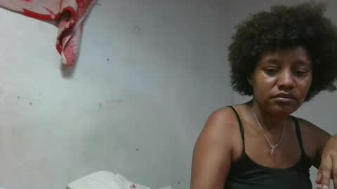 Snapshot of aangevelo chatting on 5, 12, 2025 aangevelo online show from 5, 12, 2025