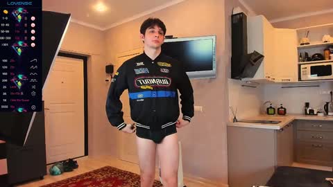 Snapshot of aaron_bang chatting on 25, 1, 2025 Aaron Bang online show from 25, 1, 2025