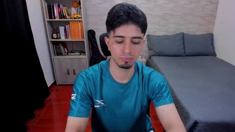 Aaron online show from 6, 12, 2024