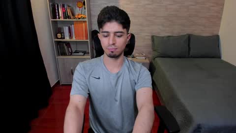 Aaron online show from 7, 12, 2024