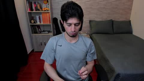 Aaron online show from 2, 2, 2025