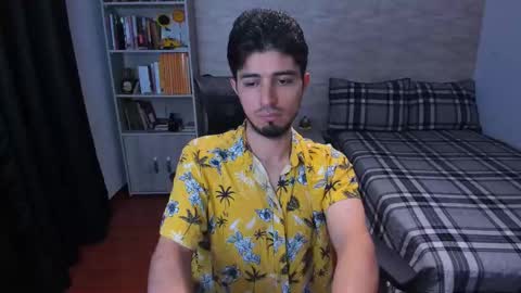 Aaron online show from 25, 9, 2025