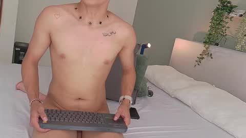 AARON  online show from 25, 9, 2025