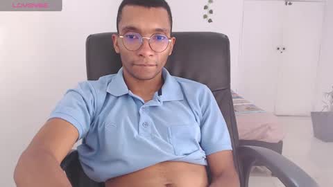 Heyy my name is Aaron online show from 27, 1, 2025