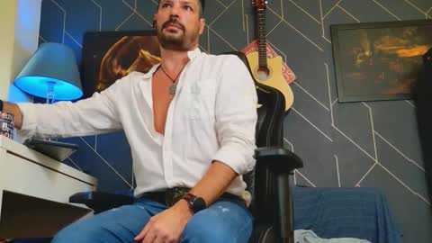 Aaron online show from 11, 10, 2025