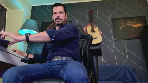 Snapshot of aaronbomer chatting on 16, 3, 2026 Aaron online show from 16, 3, 2026