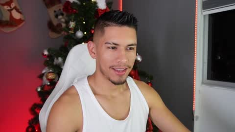 AARON  online show from 15, 12, 2024