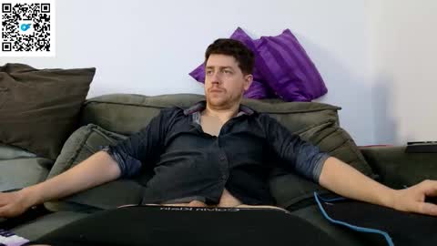 Aaron  online show from 11, 10, 2025