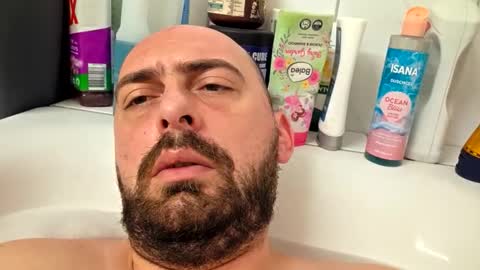 Snapshot of abas1986 chatting on 7, 1, 2026 abas1986 online show from 7, 1, 2026