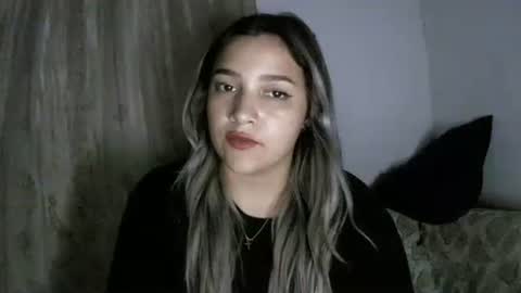 Snapshot of abbie_23 chatting on 6, 3, 2026 Abbie cute online show from 6, 3, 2026