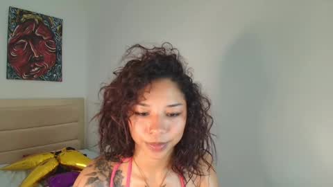 Lucia  online show from 25, 1, 2025