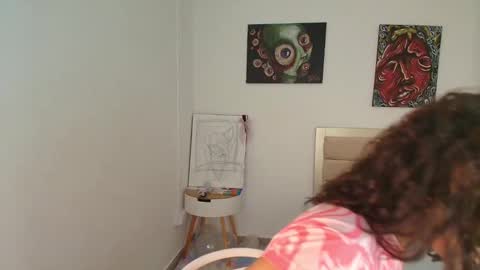 Lucia  online show from 26, 1, 2025