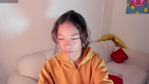 Lucia  online show from 27, 2, 2025