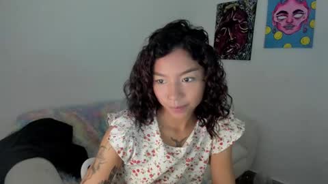 Lucia  online show from 8, 3, 2025