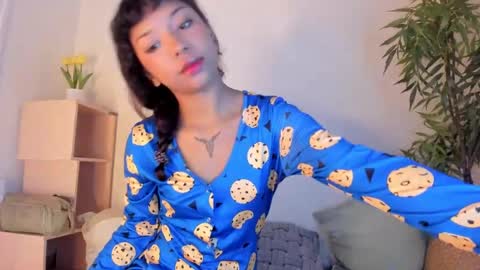 Lucia  online show from 26, 9, 2025