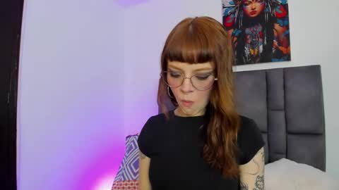 Snapshot of abby_jones2 chatting on 25, 10, 2025 abby jones online show from 25, 10, 2025