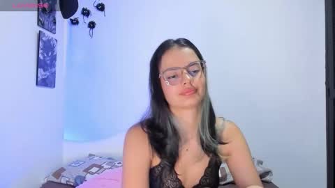 Abby Saenz online show from 6, 10, 2025