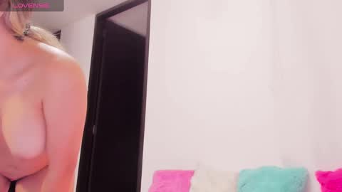 Snapshot of abbyh chatting on 9, 1, 2025 abbyh online show from 9, 1, 2025