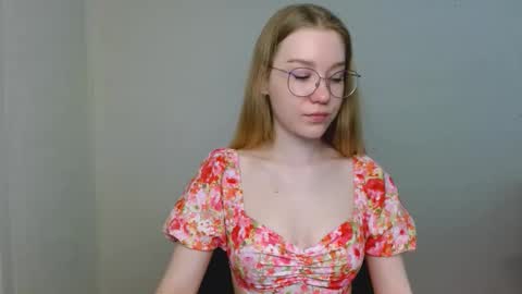 Abby Lovense is active online show from 14, 3, 2026