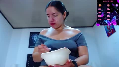 Snapshot of abbyshinne chatting on 17, 2, 2026 abbyshinne online show from 17, 2, 2026