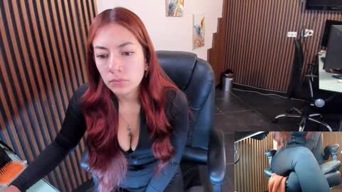 Snapshot of abbystones chatting on 24, 10, 2025 Abby Stones online show from 24, 10, 2025